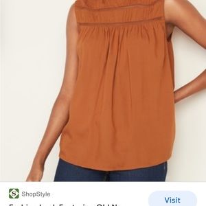 Old Navy Sleeveless Lace-Trim
Swing Top for Women